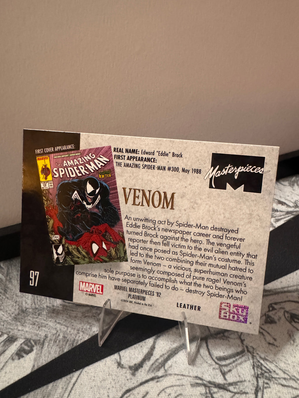Venom Leather Marvel Masterpieces '92 Platinum