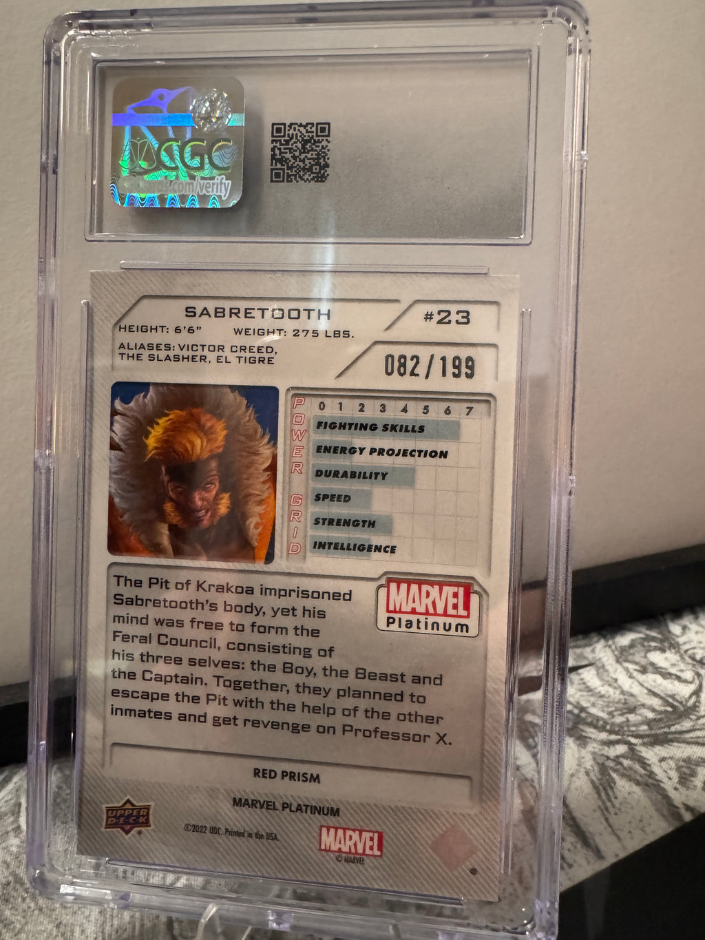 Sabretooth Red Prism 82/199 Marvel Platinum